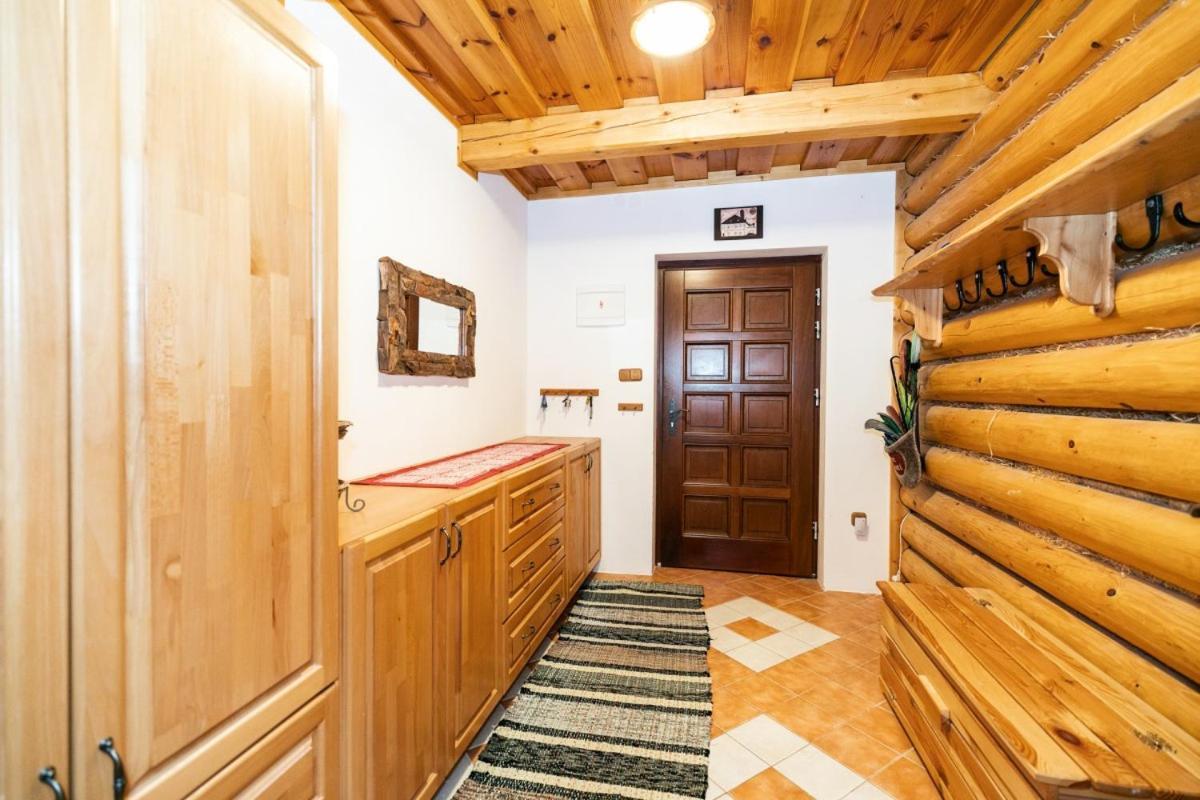 Ocarujuci Dreveny Dom V Prirodnom Prostredi Будинок відпочинку Kordiky